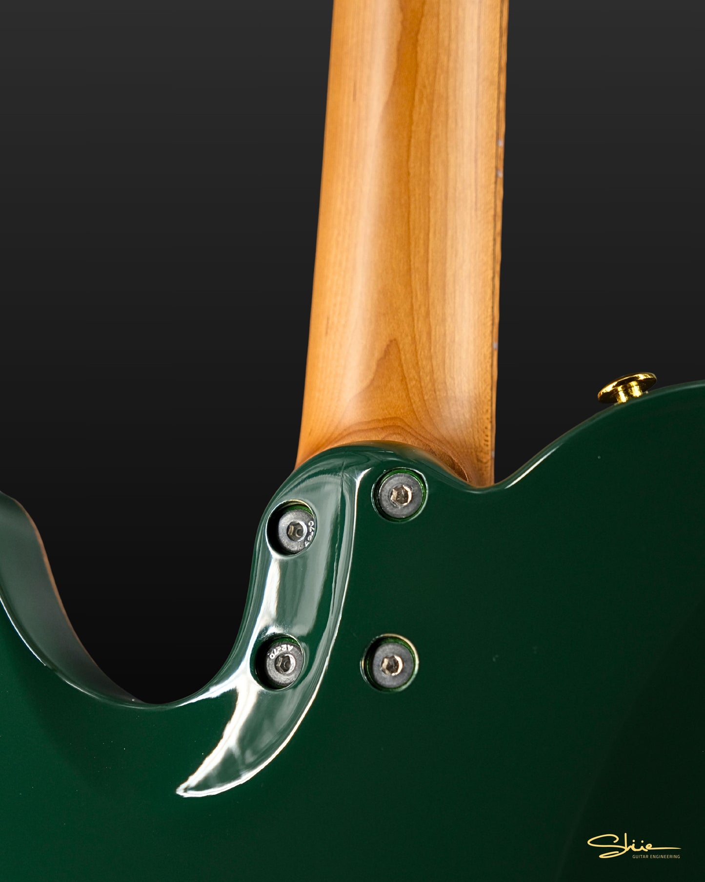 (NEW) Kenyon Reed Signature 'The Forest'