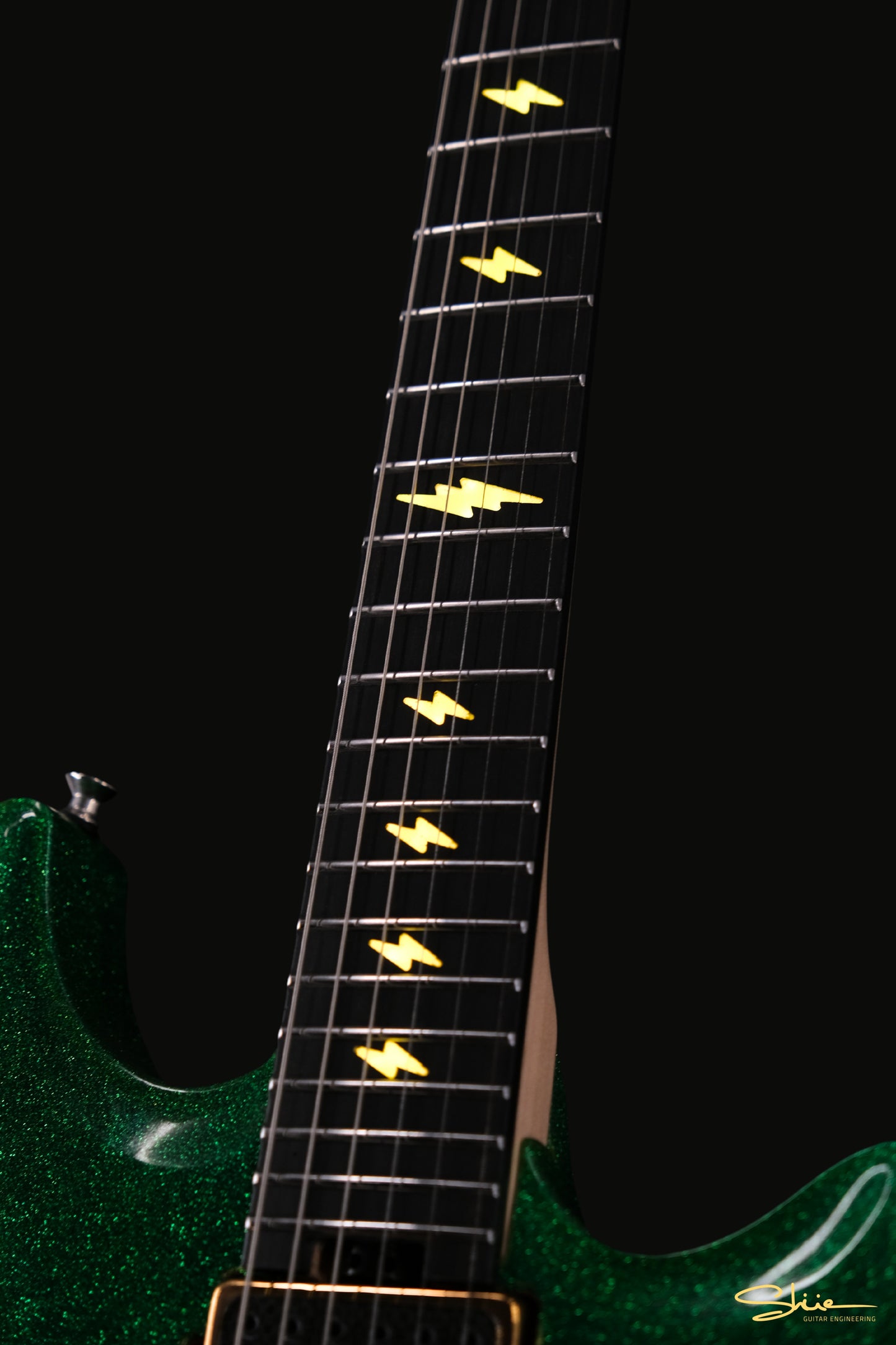 Sham Kamikaze Signature Zeus