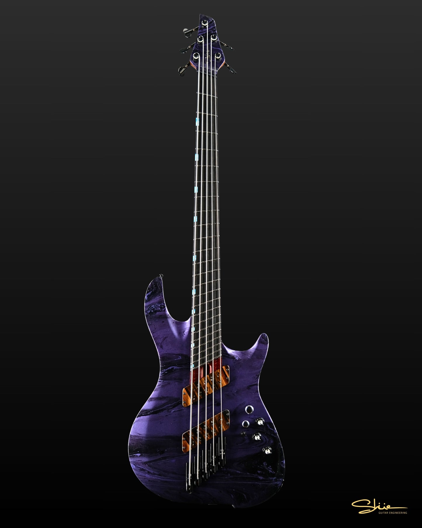 Titan 5 Bass