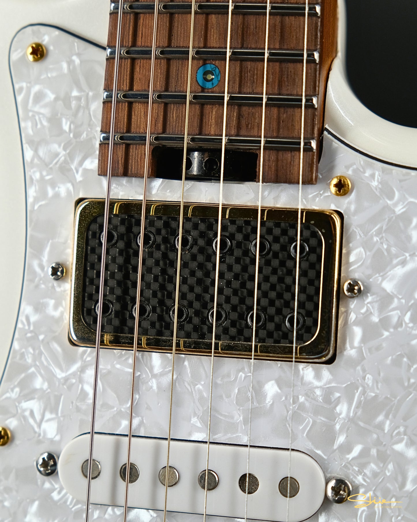 Izhar Signature NC-S