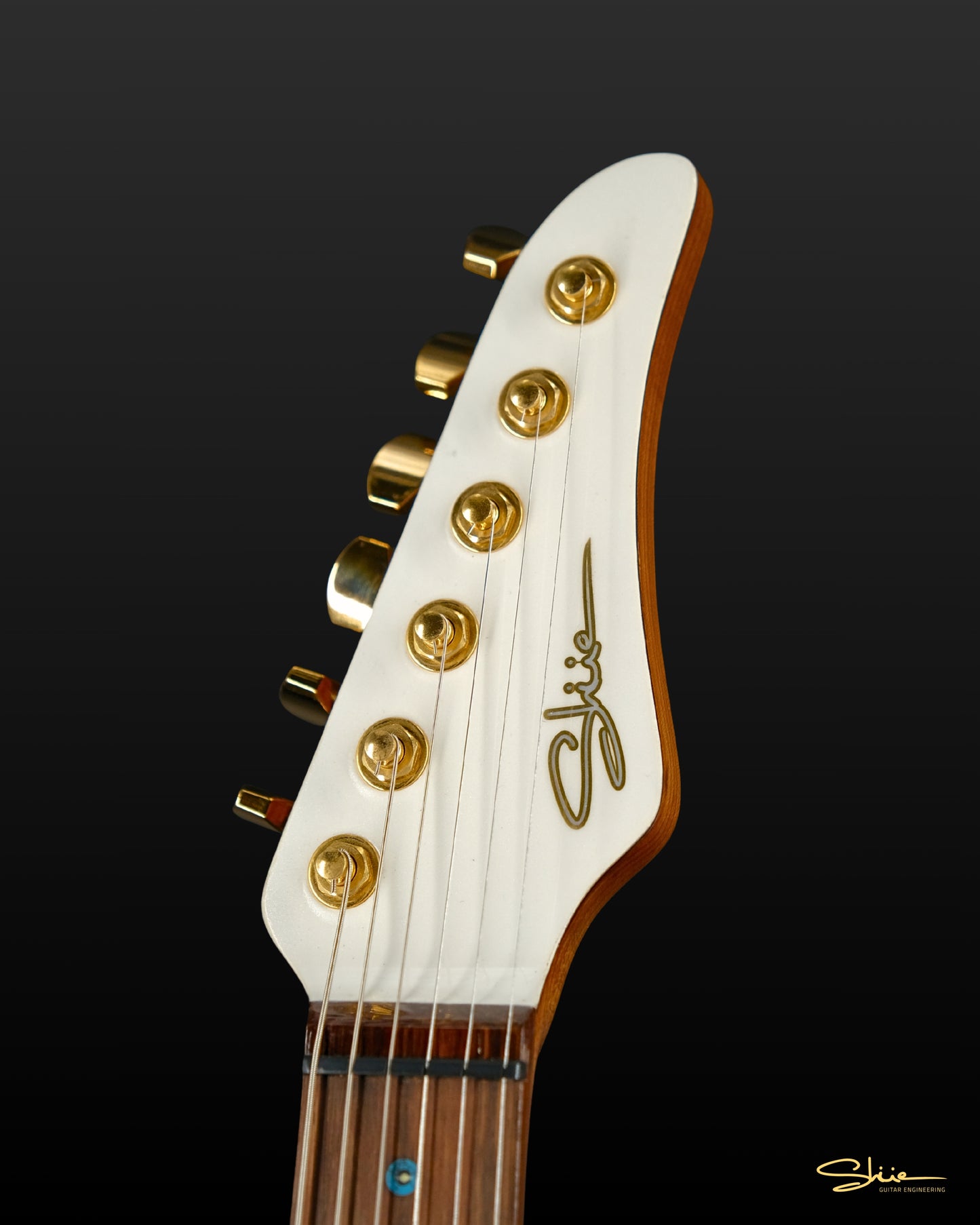 Izhar Signature NC-S