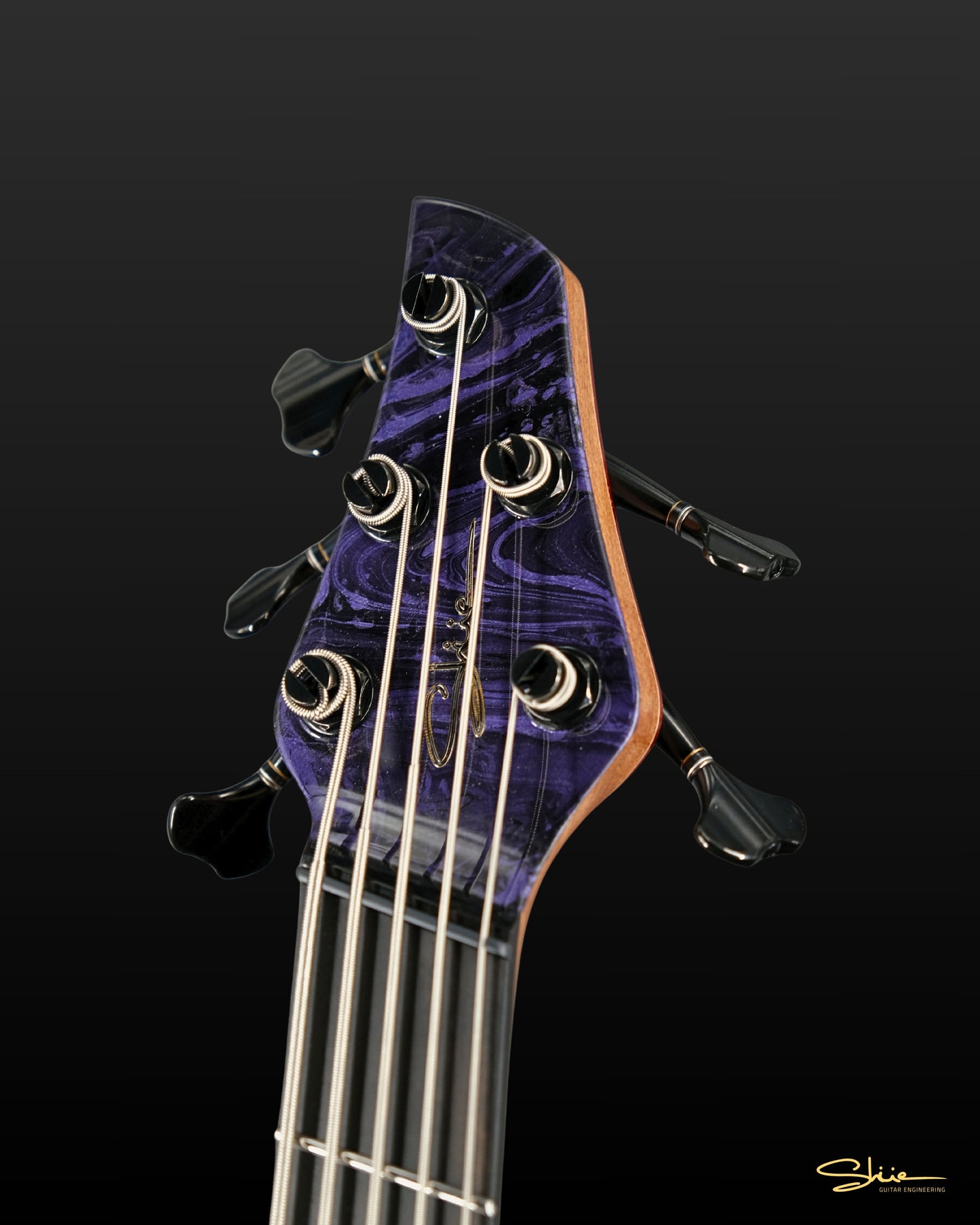 Titan 5 Bass