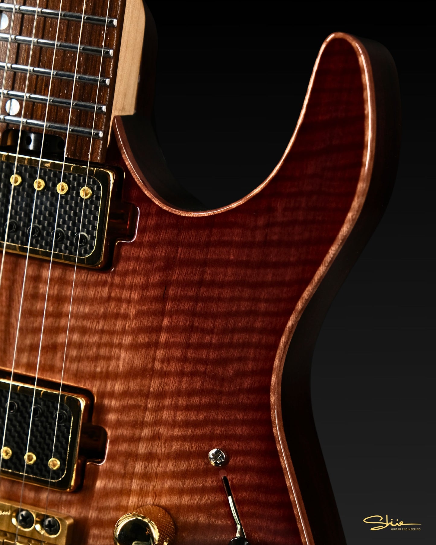 Alex G. Lim Signature Modern DT